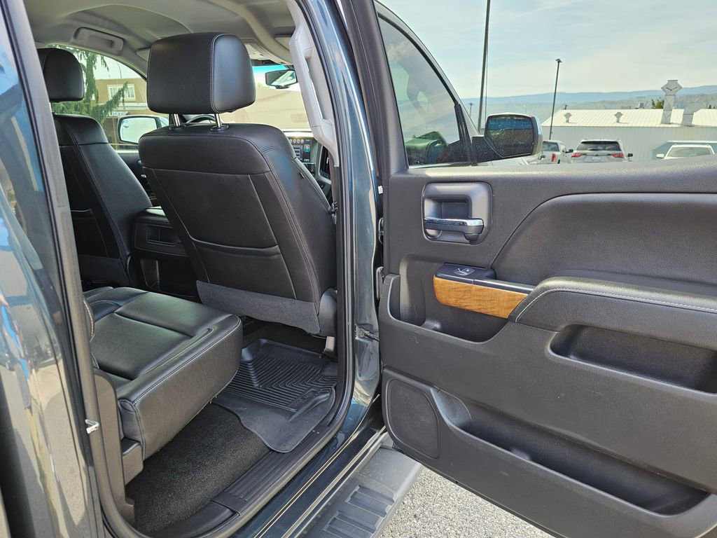 Used 2018 Chevrolet Silverado 1500 LTZ w/ LTZ Plus Package AWD/4WD image 13