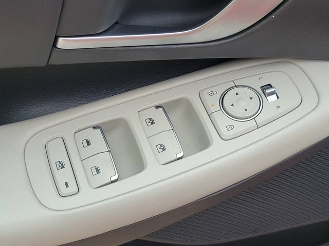 Used 2024 Hyundai Sonata SEL FWD image 23