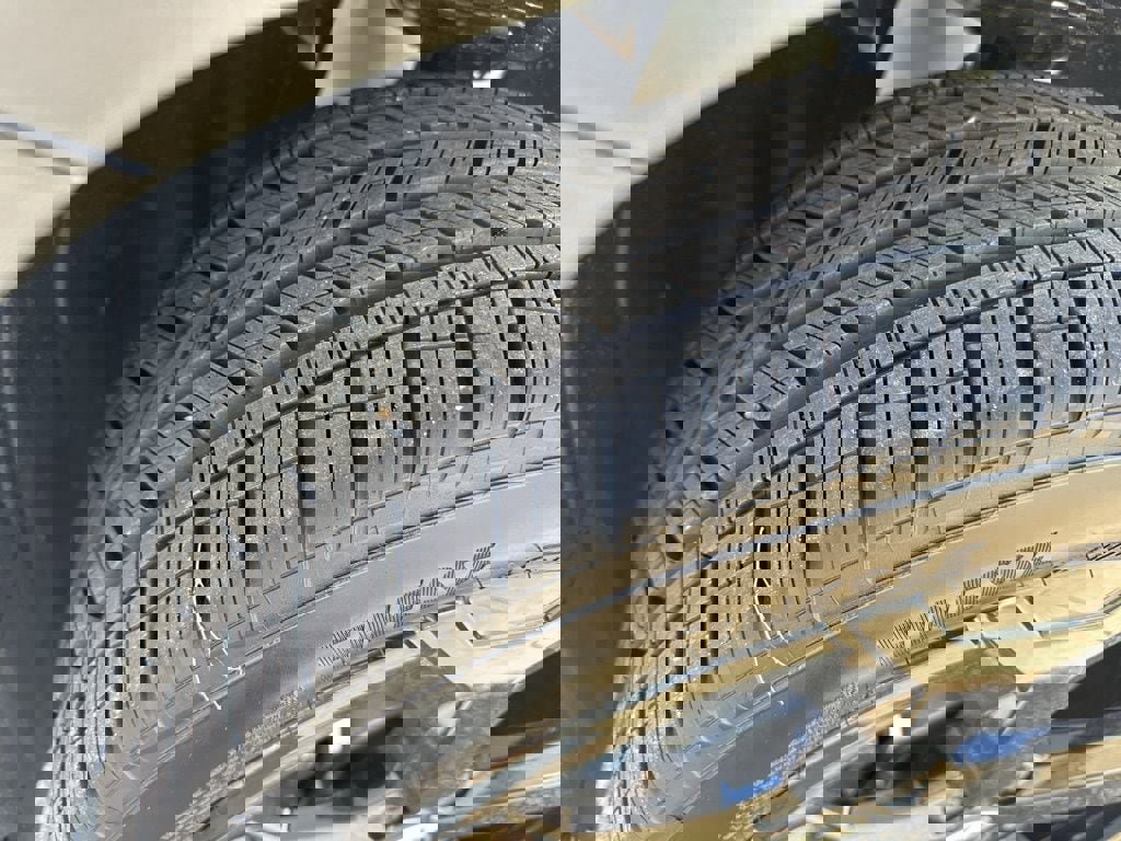 New 2026 Volkswagen Taos SEL image 31