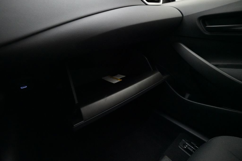 Used 2025 Toyota Corolla LE FWD image 29