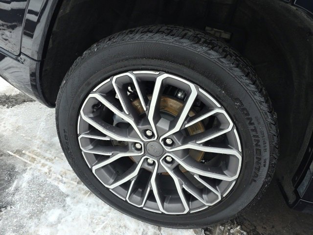 Used 2024 Jeep Grand Cherokee L Summit image 69