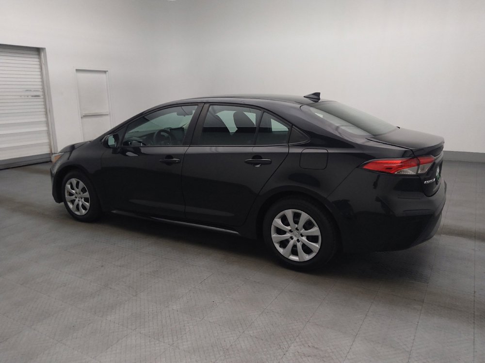 Used 2021 Toyota Corolla LE FWD image 3