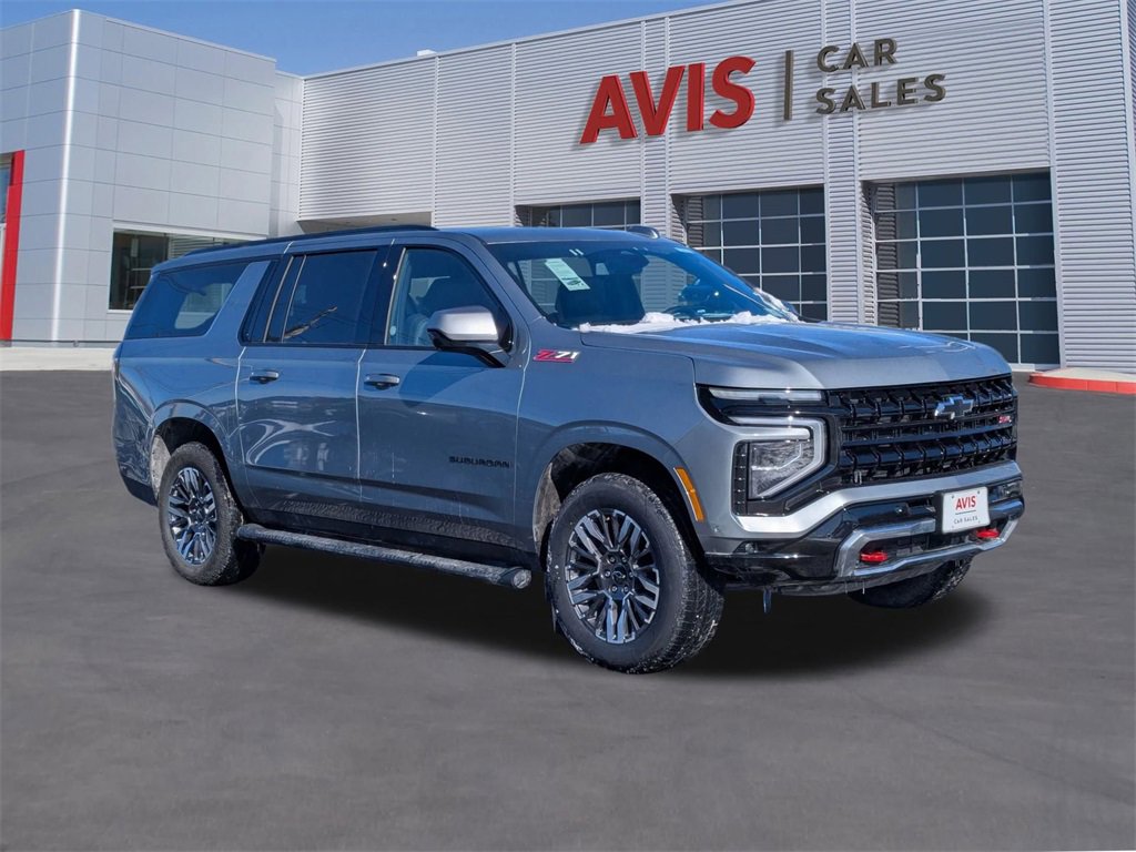 Used 2025 Chevrolet Suburban Z71 image 9