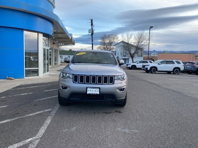 Used 2021 Jeep Grand Cherokee Laredo X image 2