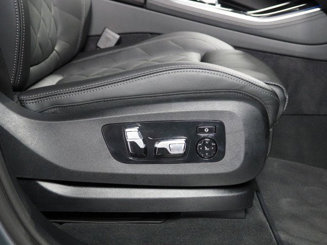 Used 2026 BMW X5 sDrive40i image 77