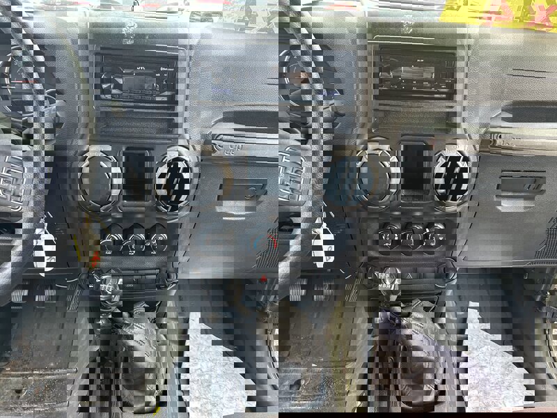 Used 2015 Jeep Wrangler Unlimited Sport w/ Trailer Tow Group image 17