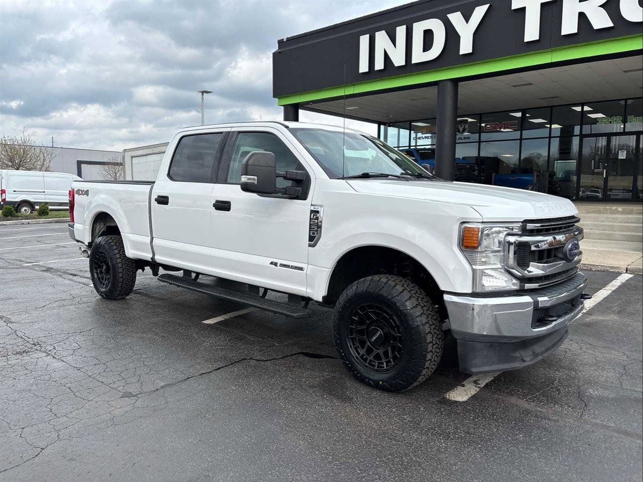 Used 2021 Ford F250 XLT AWD/4WD image 2