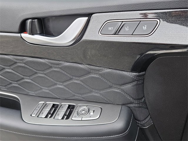 Used 2020 Hyundai Palisade Limited image 31