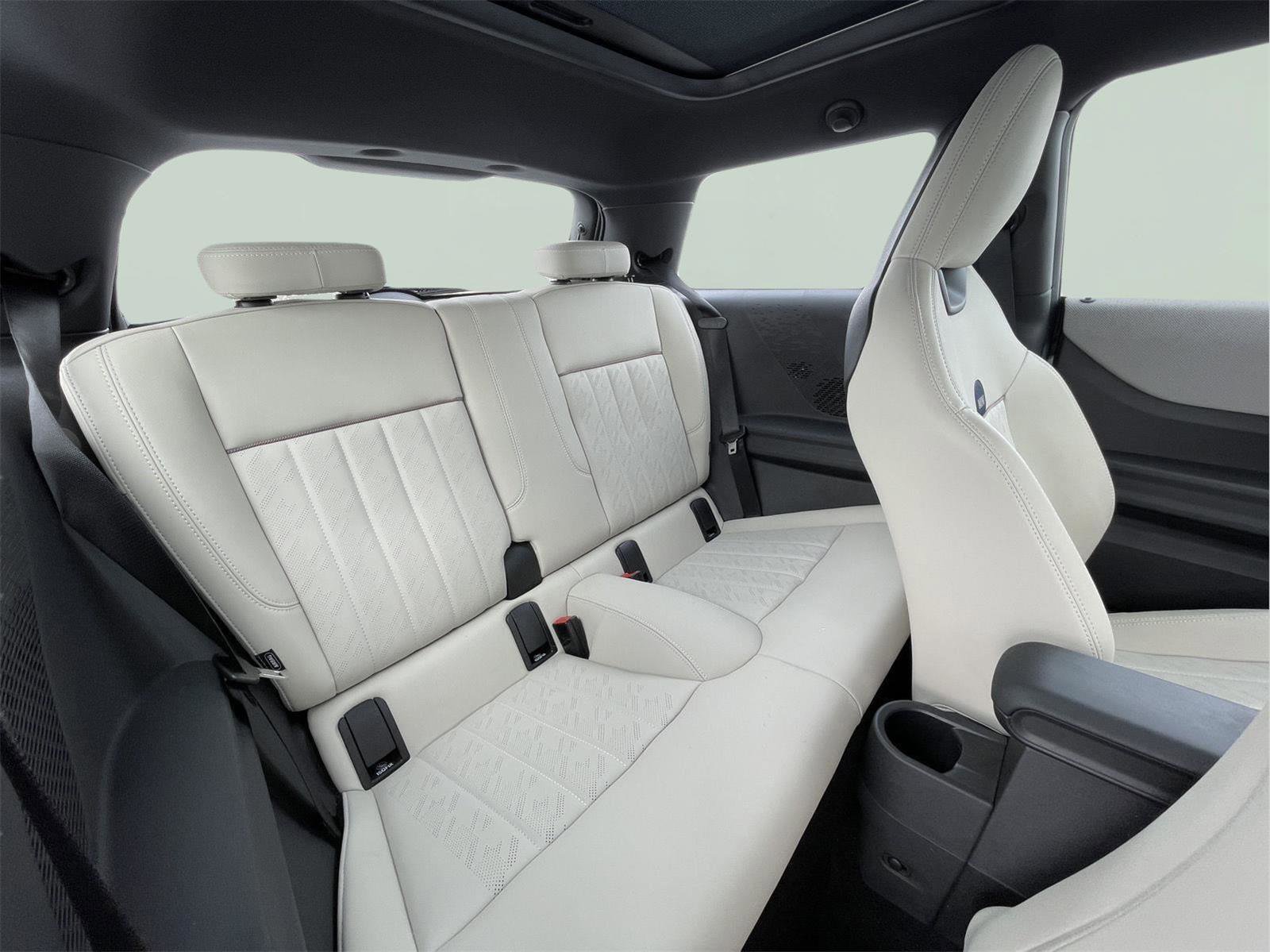 Used 2025 MINI Cooper S image 18