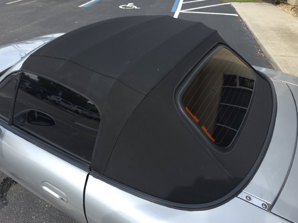 Used 2003 MAZDA MX-5 Miata RWD image 21