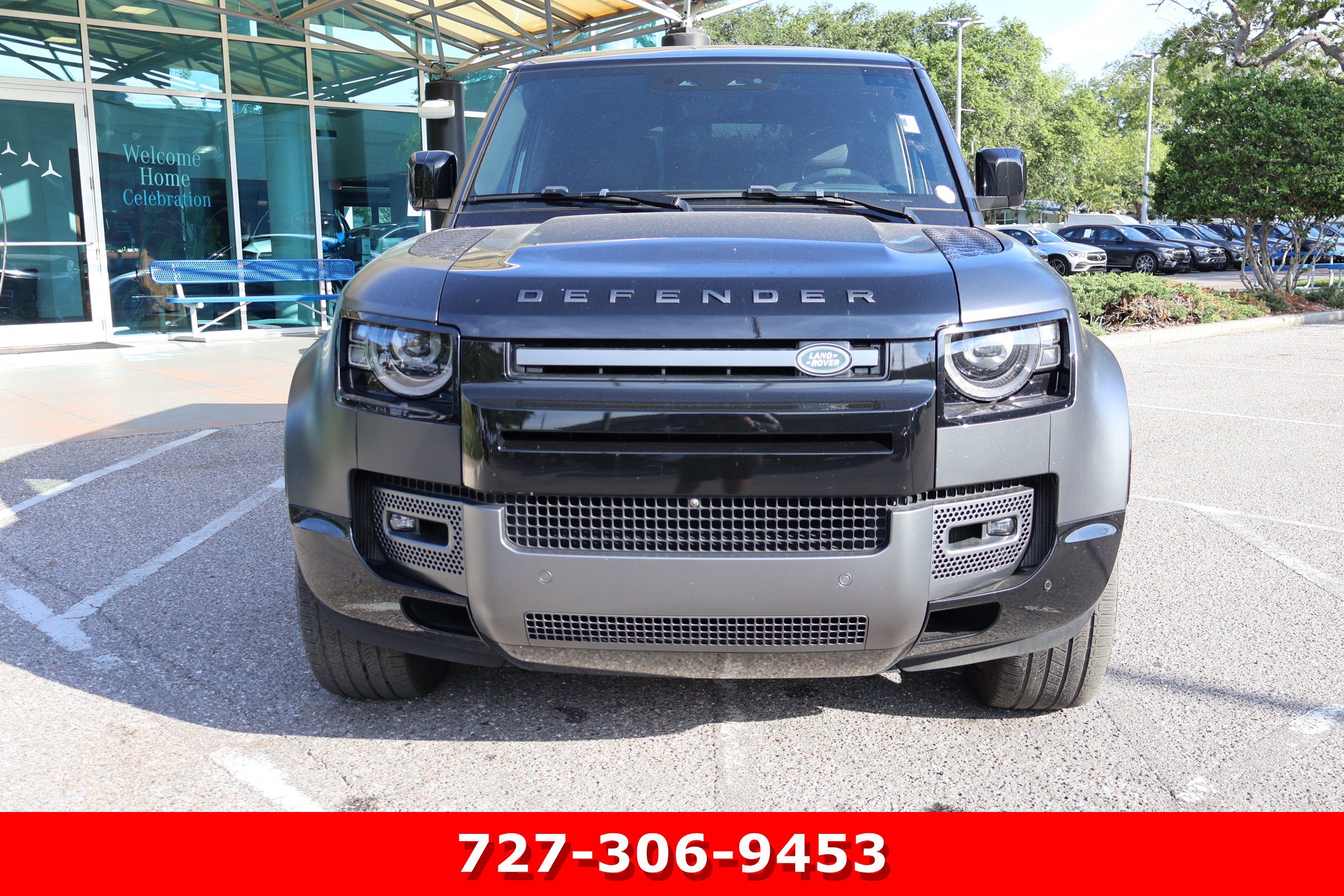 Used 2023 Land Rover Defender 110 V8 AWD/4WD image 12
