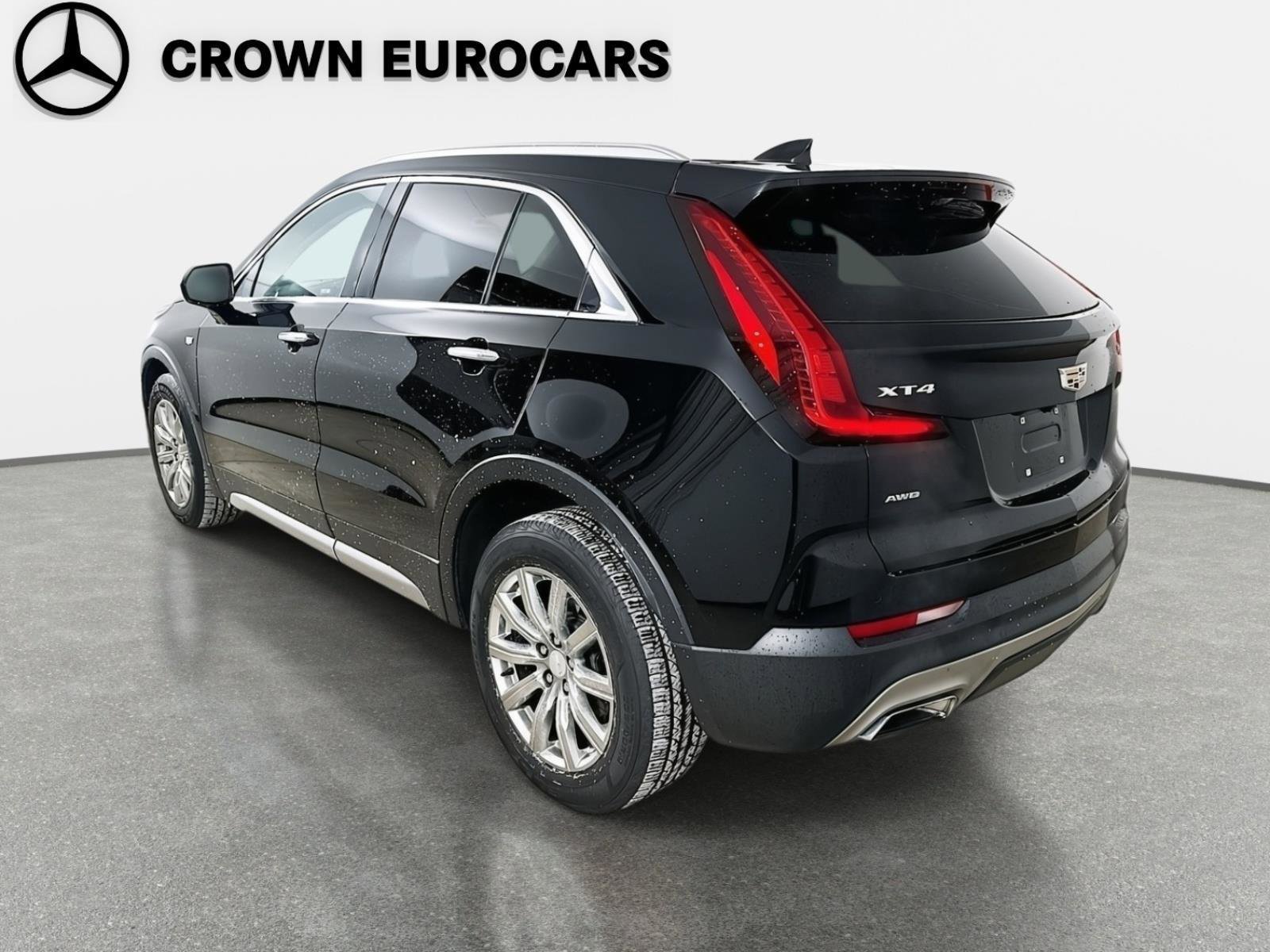 Used 2020 Cadillac XT4 Premium Luxury w/ Technology Package image 5