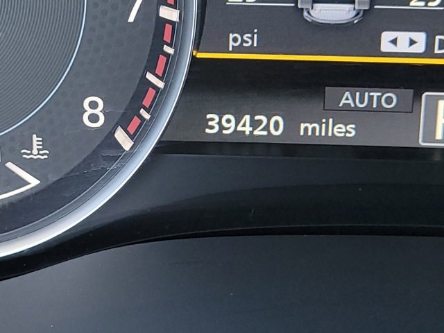 Used 2024 Nissan Armada SL image 19