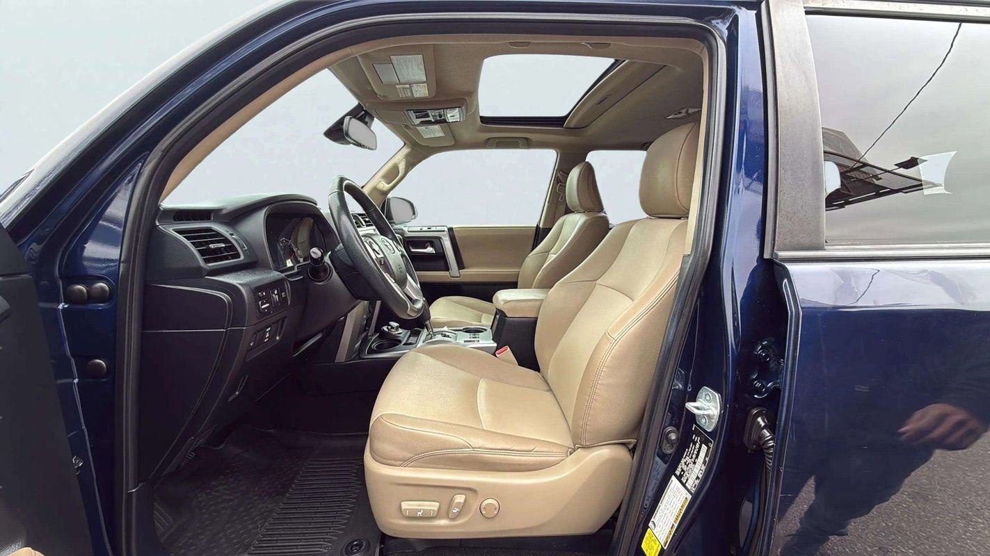 Used 2020 Toyota 4Runner SR5 Premium w/ Moonroof Package image 15