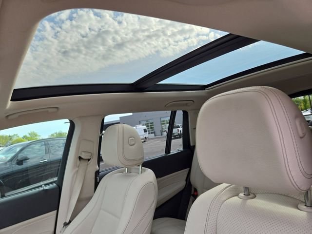 Used 2020 Mercedes-Benz GLS 450 4MATIC image 25