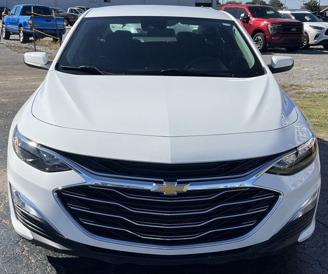 Used 2024 Chevrolet Malibu LS w/ Driver Confidence Package image 3