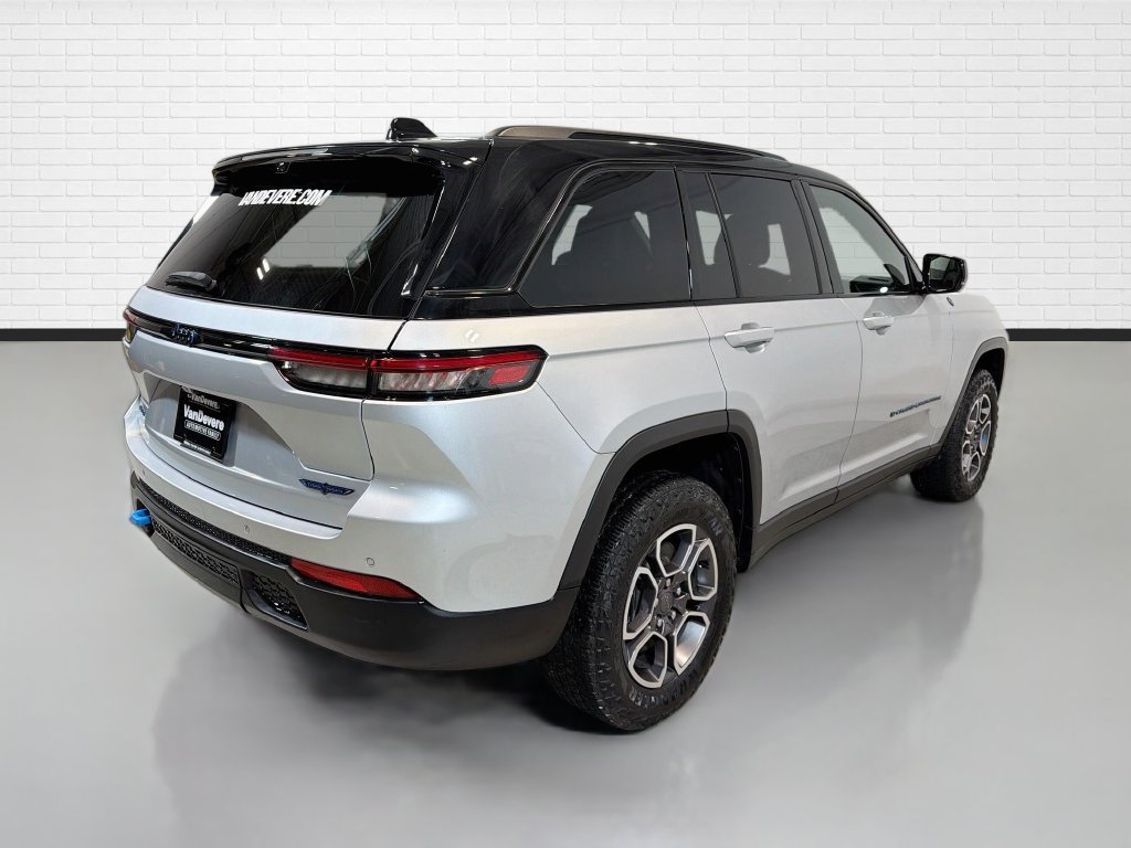 Used 2023 Jeep Grand Cherokee Trailhawk w/ Advanced Protech Group II AWD/4WD image 9