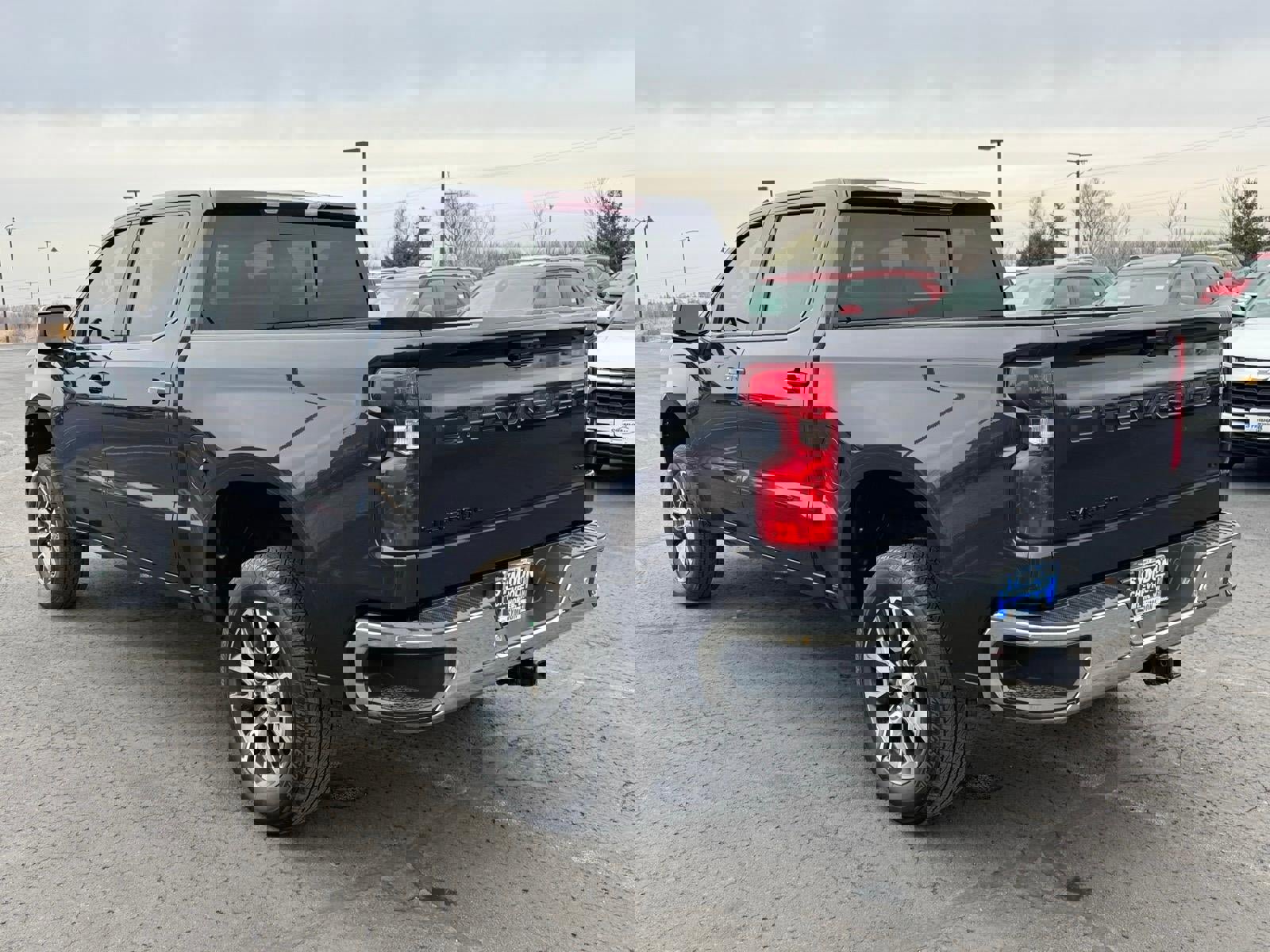 Certified 2022 Chevrolet Silverado 1500 LT w/ Safety Package image 3