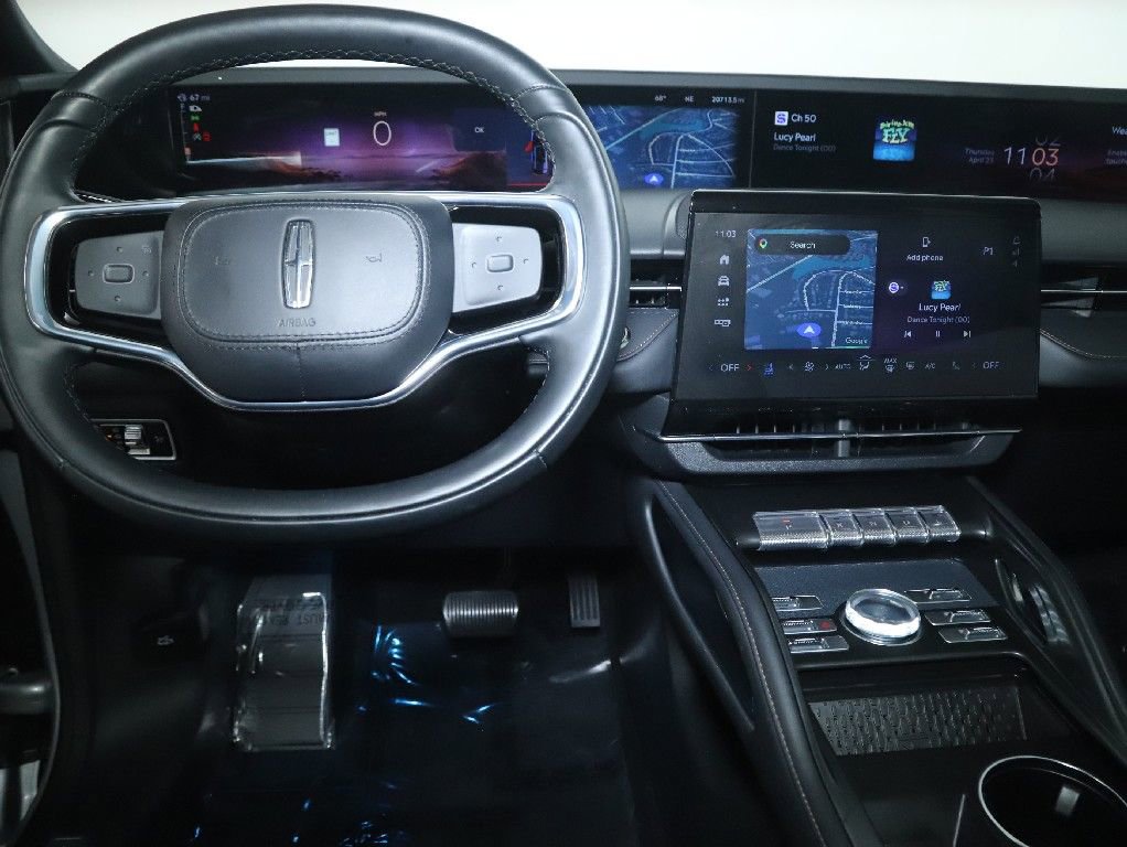 Used 2025 Lincoln Nautilus Reserve w/ Jet Appearance Package AWD/4WD image 23