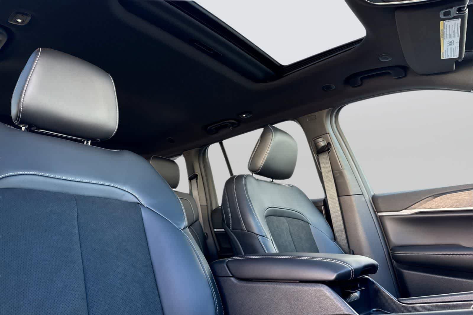 New 2026 Jeep Grand Cherokee Altitude AWD/4WD image 18