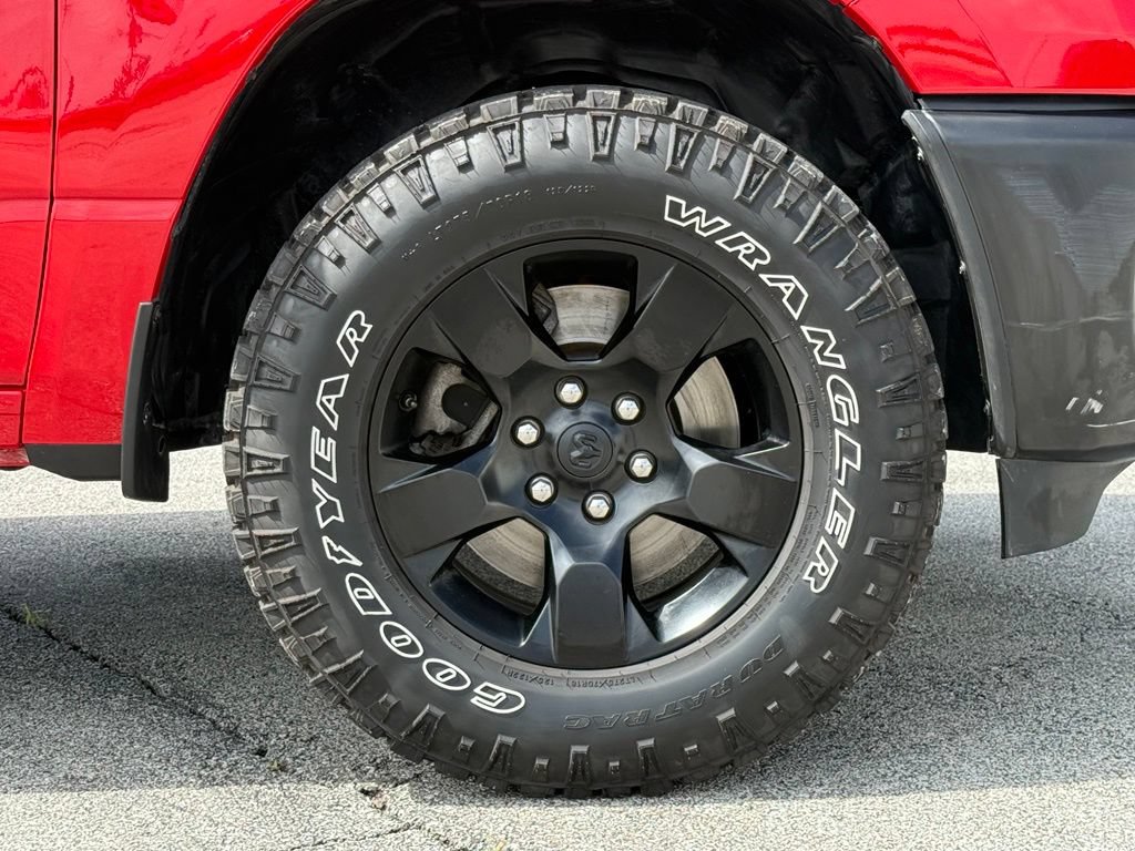 Used 2025 RAM 1500 Warlock AWD/4WD image 10
