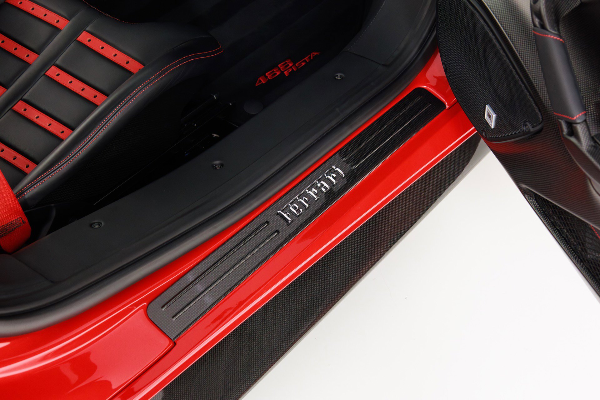 Used 2019 Ferrari 488 Pista image 36