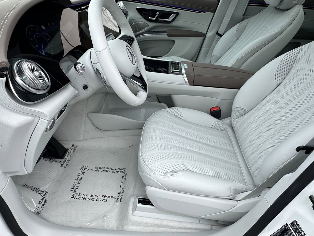 New 2026 Mercedes-Benz EQS 400 4MATIC SUV image 10