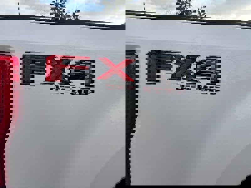 Used 2018 Ford F250 Lariat w/ Lariat Ultimate Package image 29