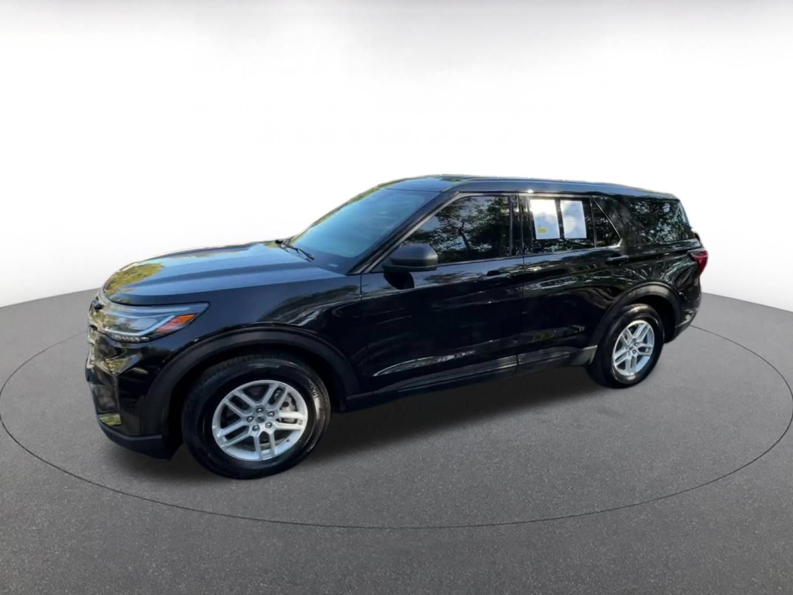 Used 2026 Ford Explorer Active RWD image 7