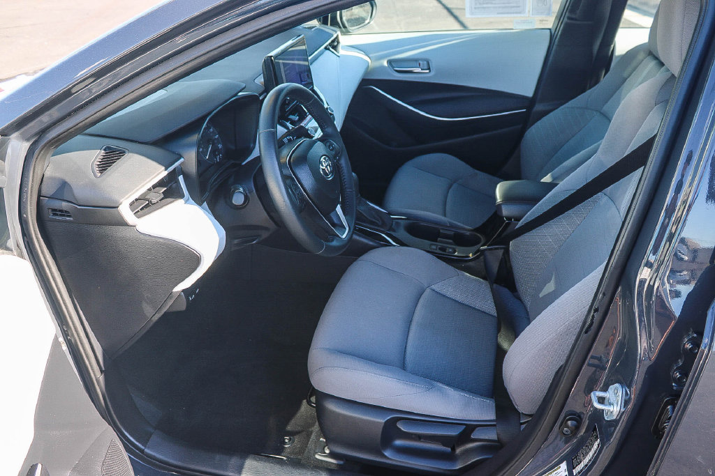 Used 2025 Toyota Corolla SE FWD image 50