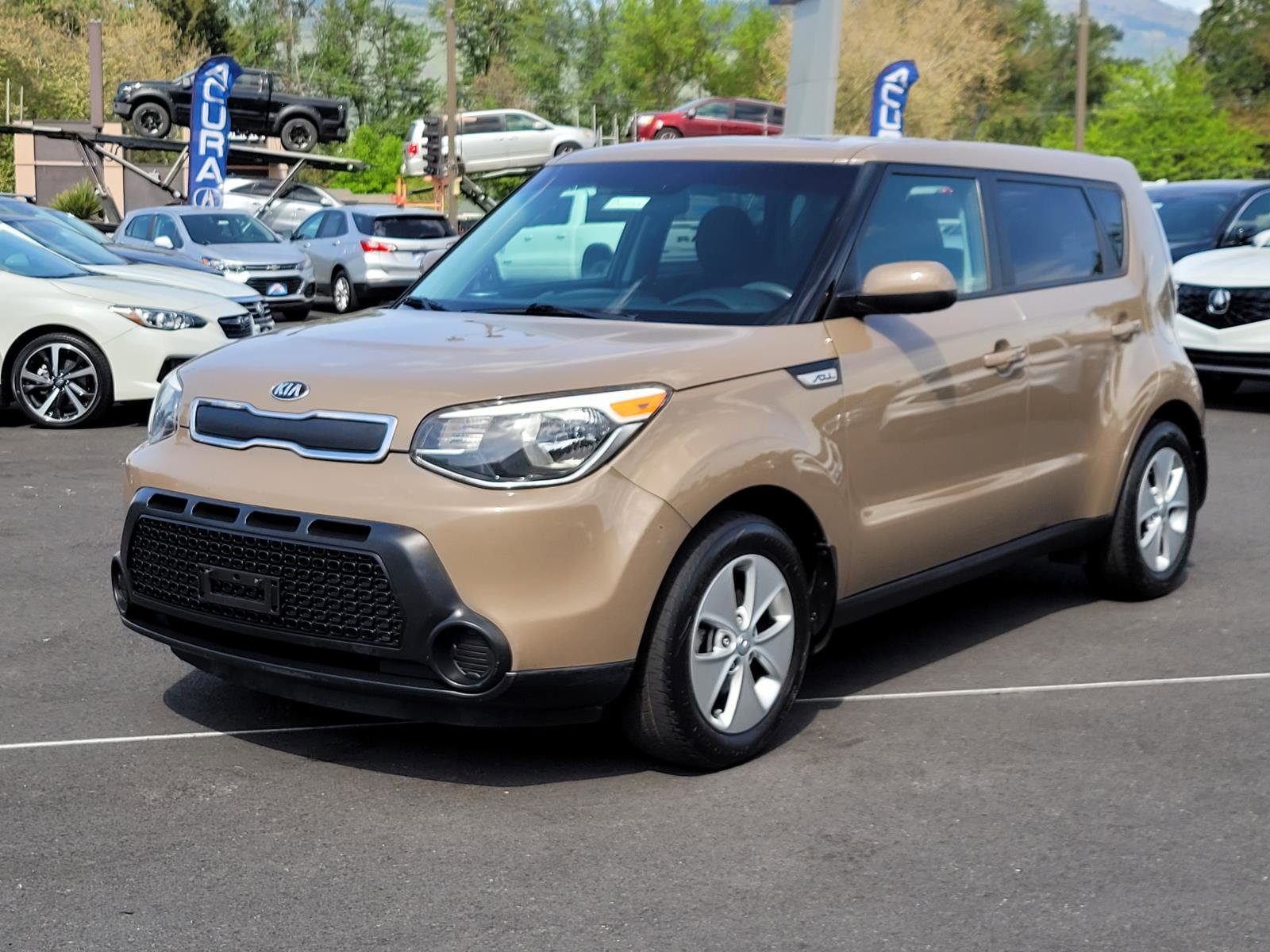 Used 2015 Kia Soul FWD image 1