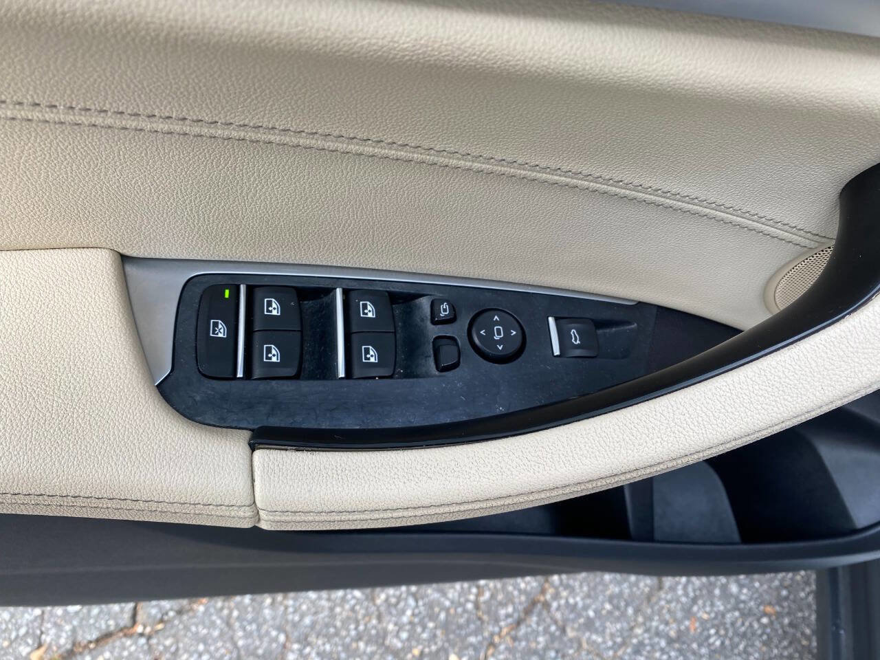 Used 2019 BMW X3 sDrive30i w/ Premium Package image 19