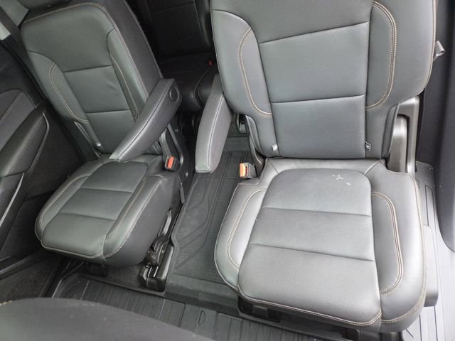 Used 2020 Chevrolet Traverse Premier w/ Redline Edition image 32