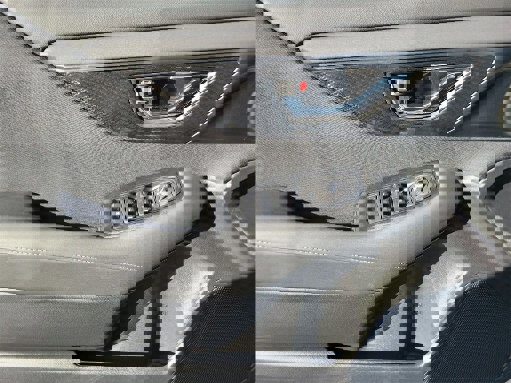 Used 2025 Subaru Outback Premium w/ Popular Package #1A image 15