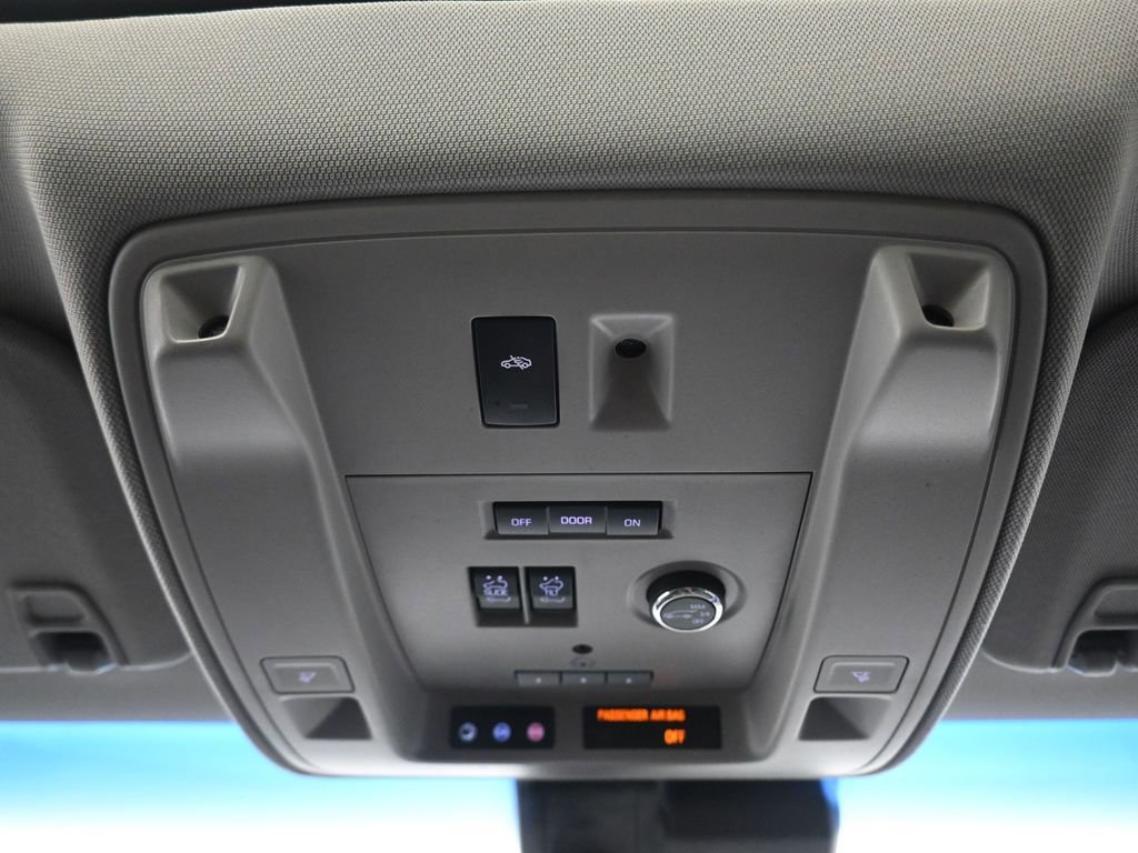 Used 2017 Cadillac Escalade Premium Luxury image 27