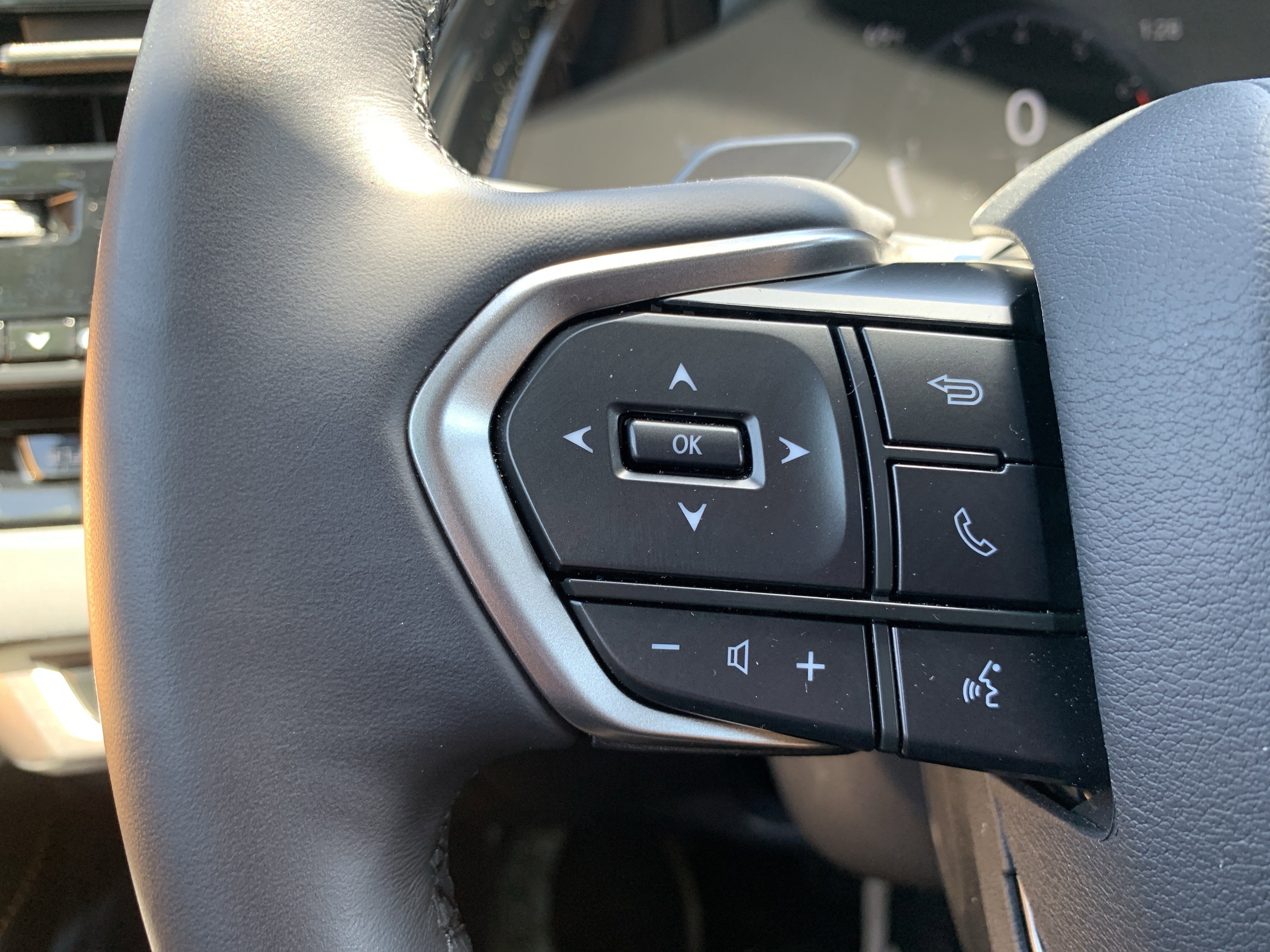 Certified 2025 Lexus RX 350 Premium w/ Accessory Package (Z1) FWD image 19