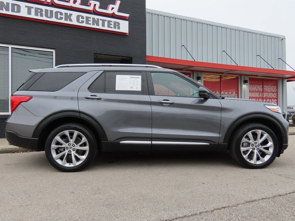 Used 2022 Ford Explorer Platinum w/ Premium Technology Package image 19