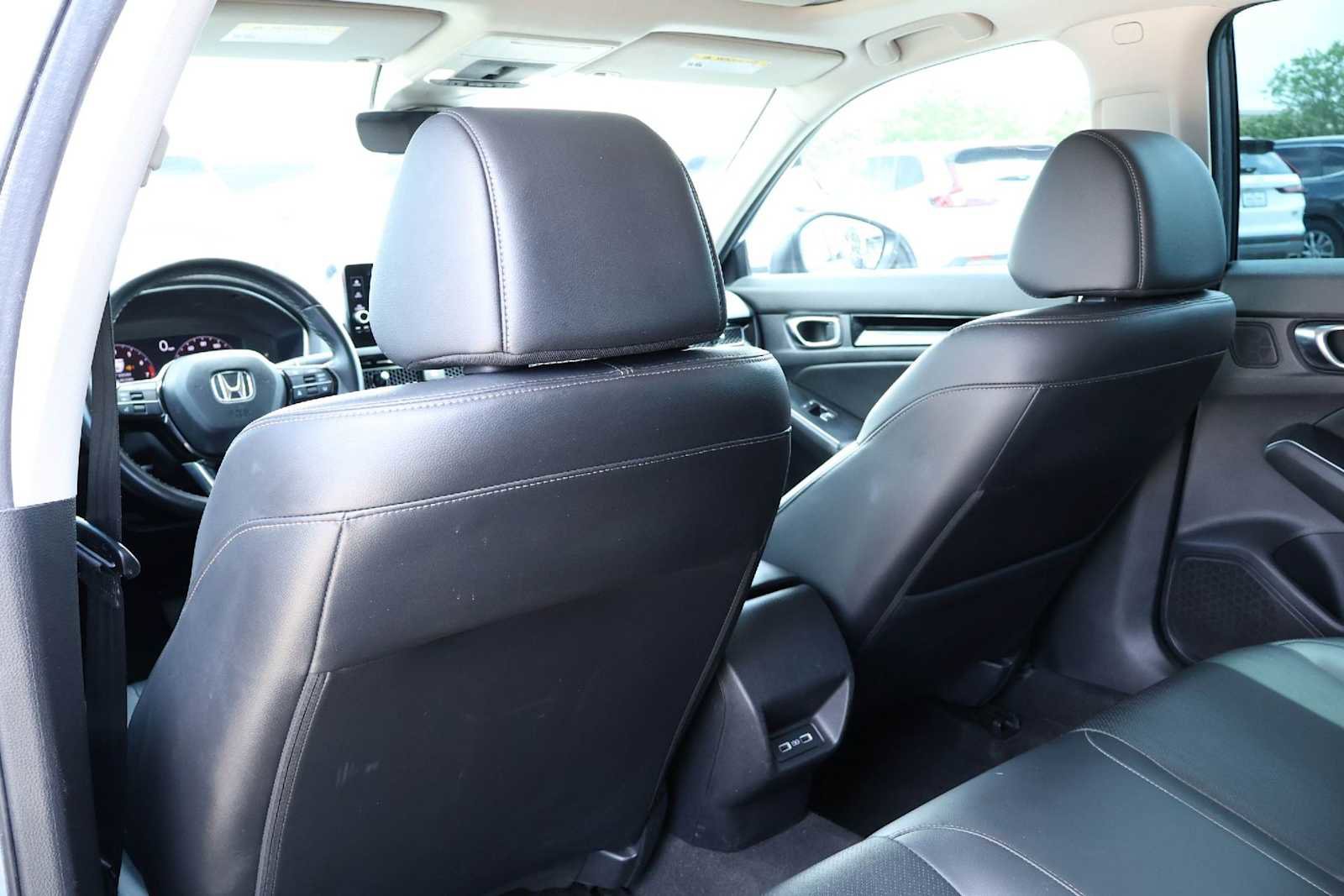 Used 2022 Honda Civic Touring image 12