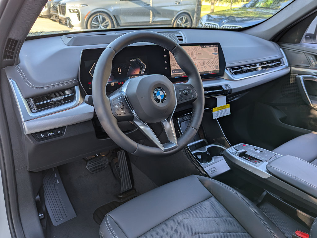 New 2027 BMW X1 xDrive28i AWD/4WD image 11
