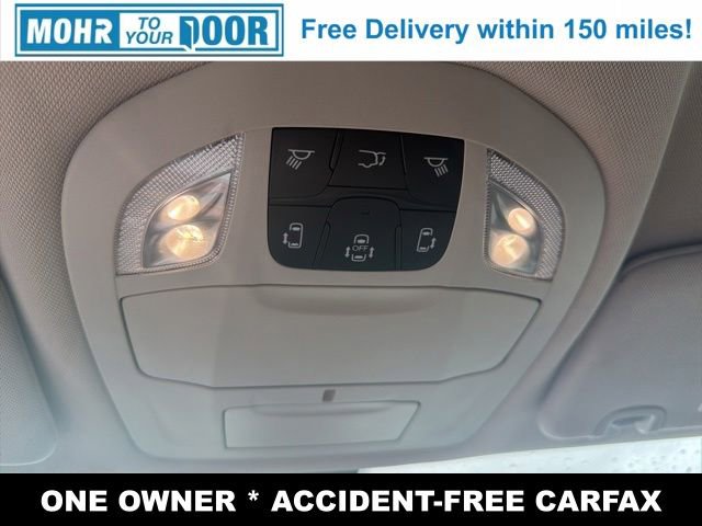 Used 2022 Chrysler Voyager LX FWD image 27