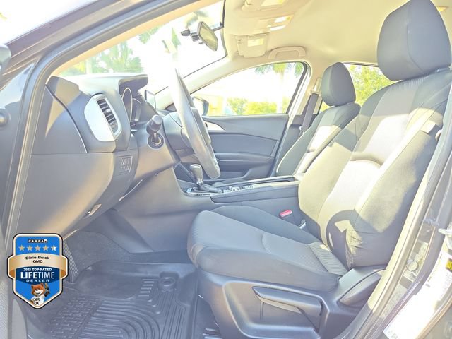 Used 2017 MAZDA MAZDA3 Sport FWD image 14