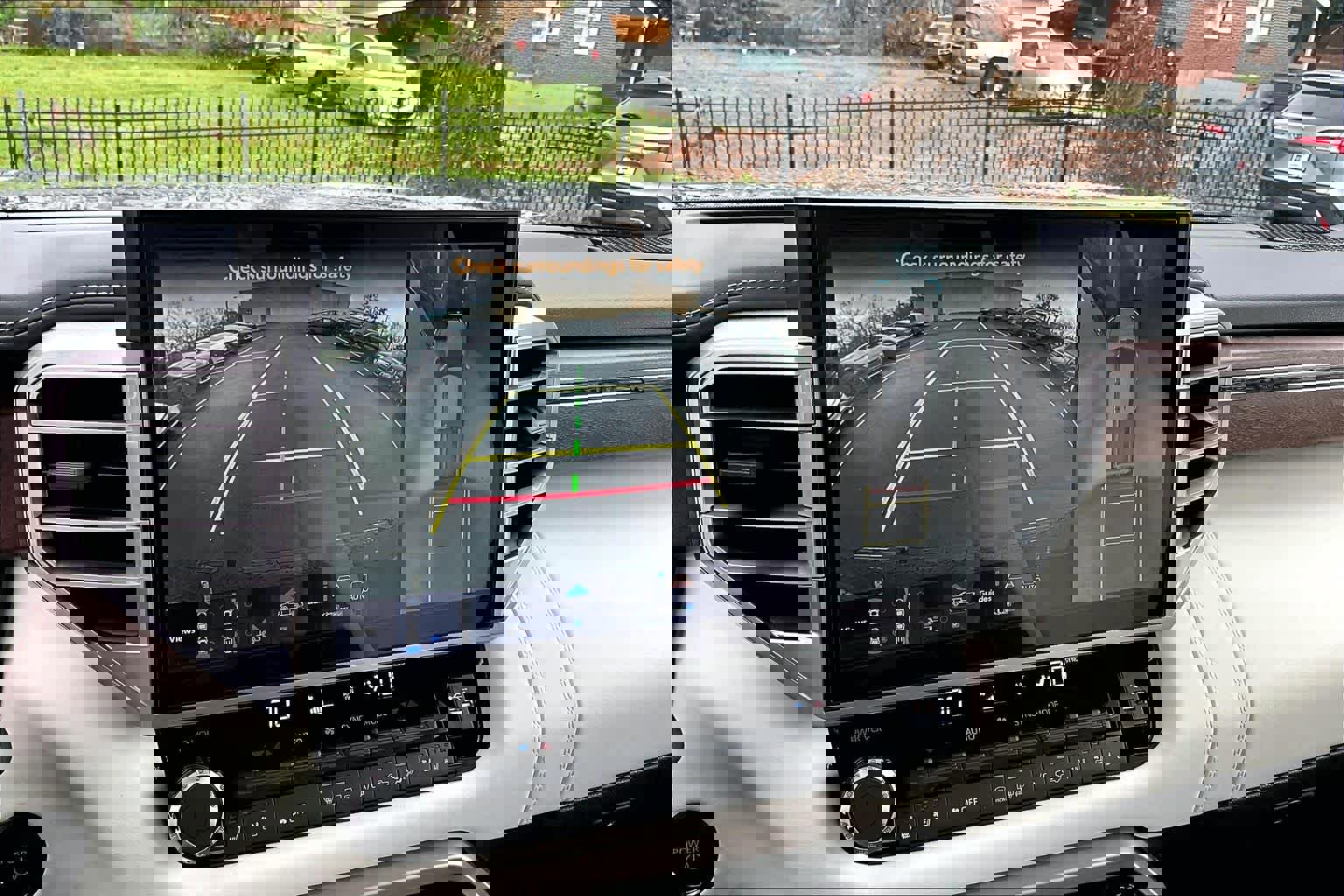 Used 2025 Toyota Tundra Capstone image 27