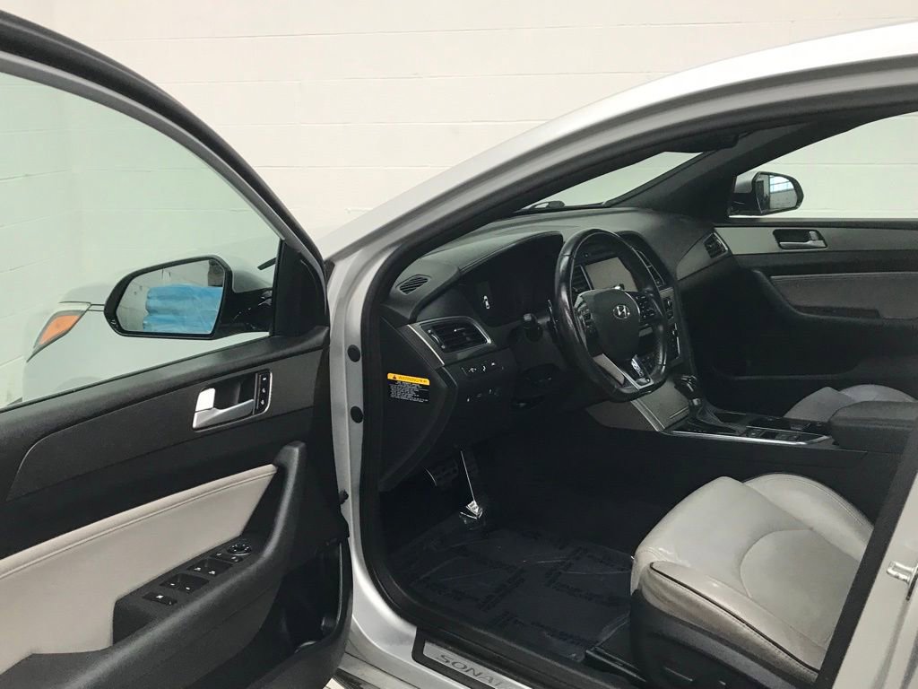 Used 2015 Hyundai Sonata Limited 2.0T image 11