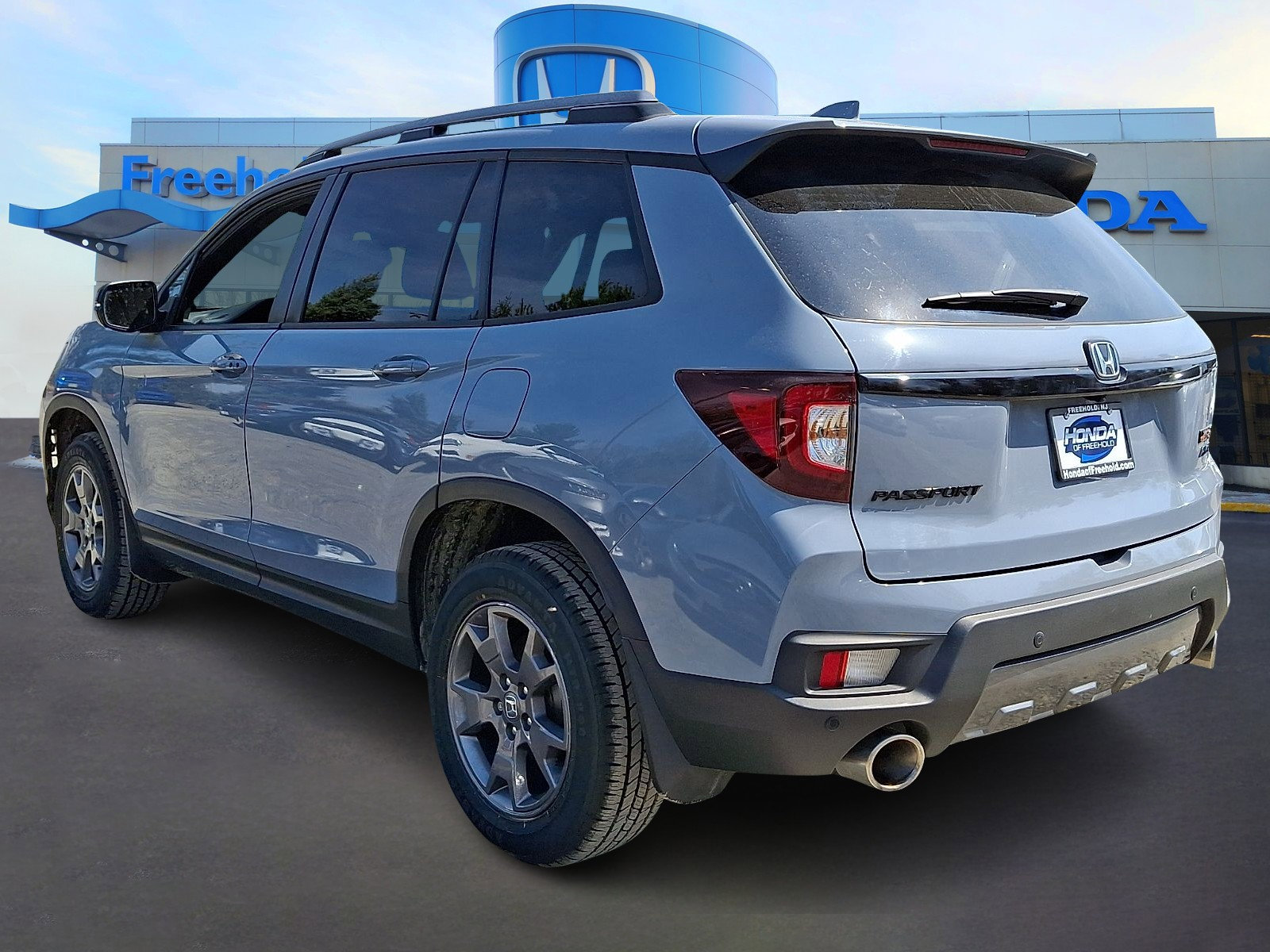 Used 2024 Honda Passport TrailSport image 5