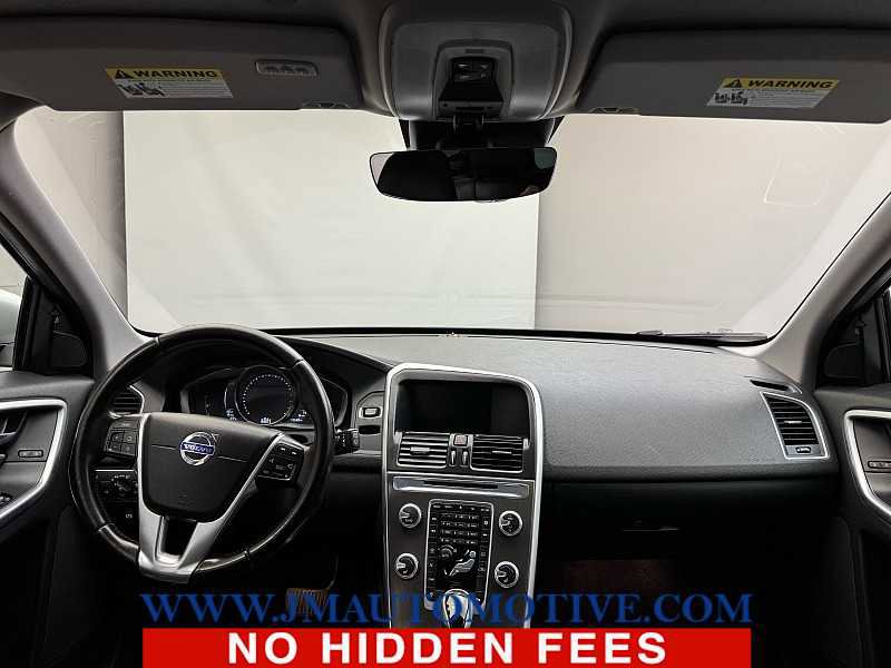 Used 2016 Volvo XC60 T6 w/ Proximity Package image 12