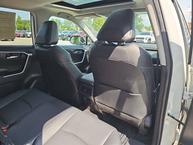 Certified 2022 Toyota RAV4 XLE Premium FWD image 31