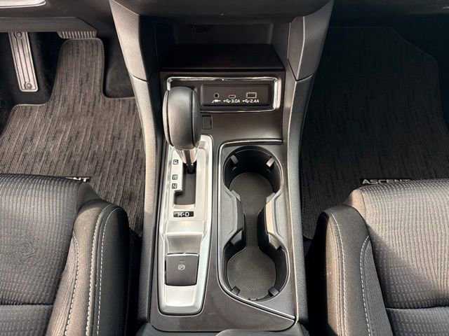 Used 2023 Subaru Ascent Premium w/ Convenience Package image 18