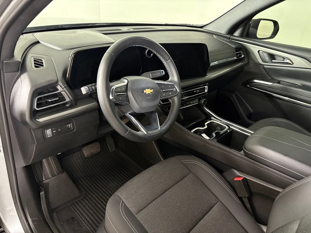 Certified 2026 Chevrolet Traverse LT w/ Driver Confidence Package FWD image 20