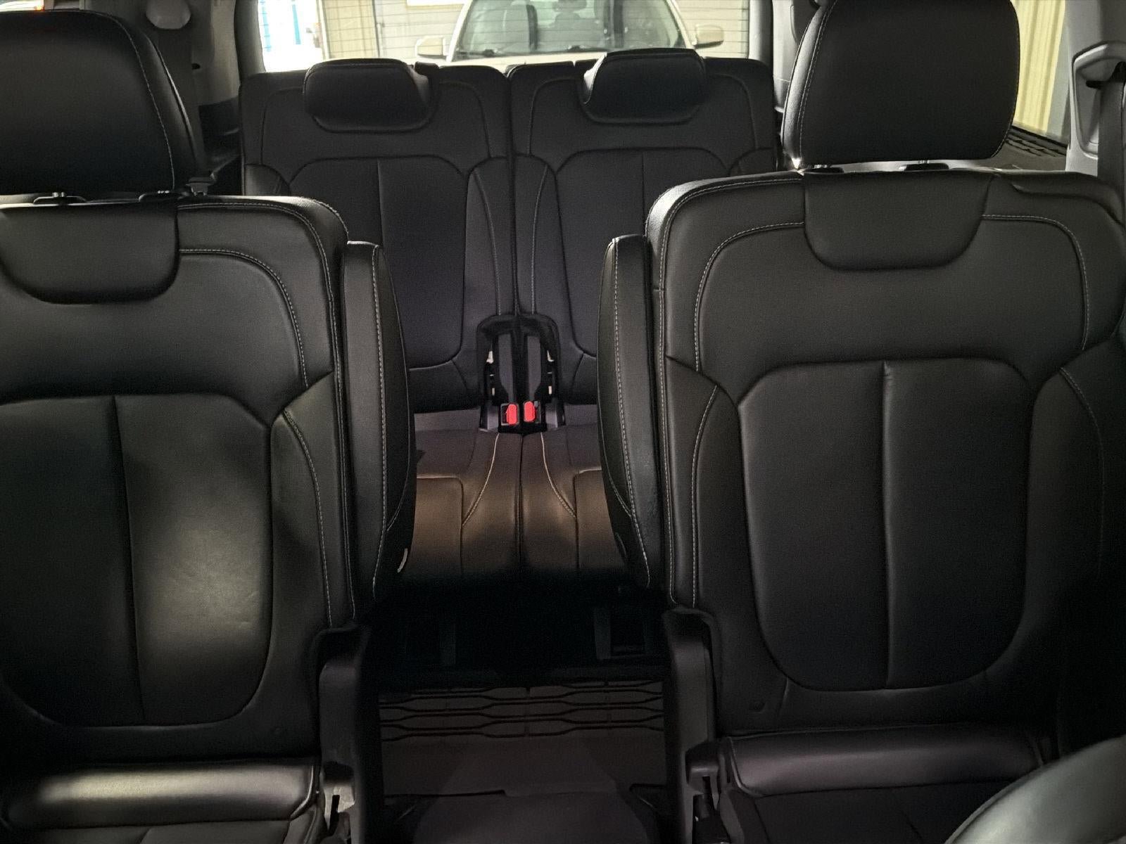Used 2022 Jeep Grand Cherokee L Limited AWD/4WD image 15