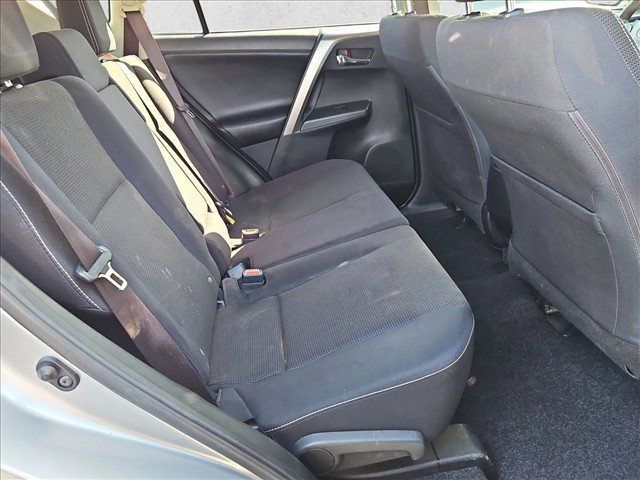 Used 2018 Toyota RAV4 XLE FWD image 20